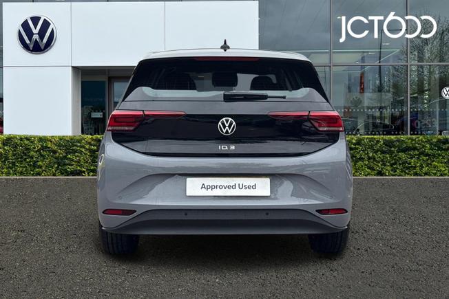 VOLKSWAGEN ID.3 Photo 7