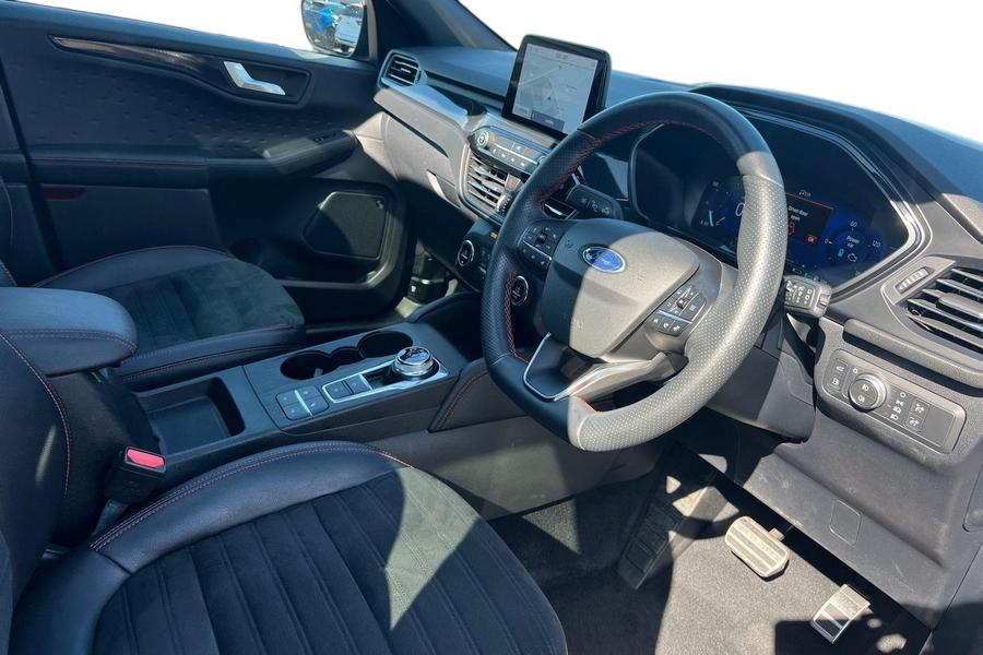 Ford Kuga Photo autoimg-21576c65f654aea92d03cacfbfd47c8071157148.jpg