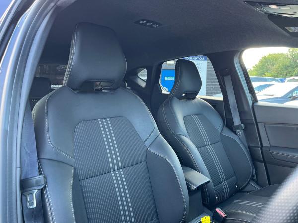 Renault Captur Photo autoimg-2158c8a9d2dedac5fb095af62965b6c4f0042cdf.jpg