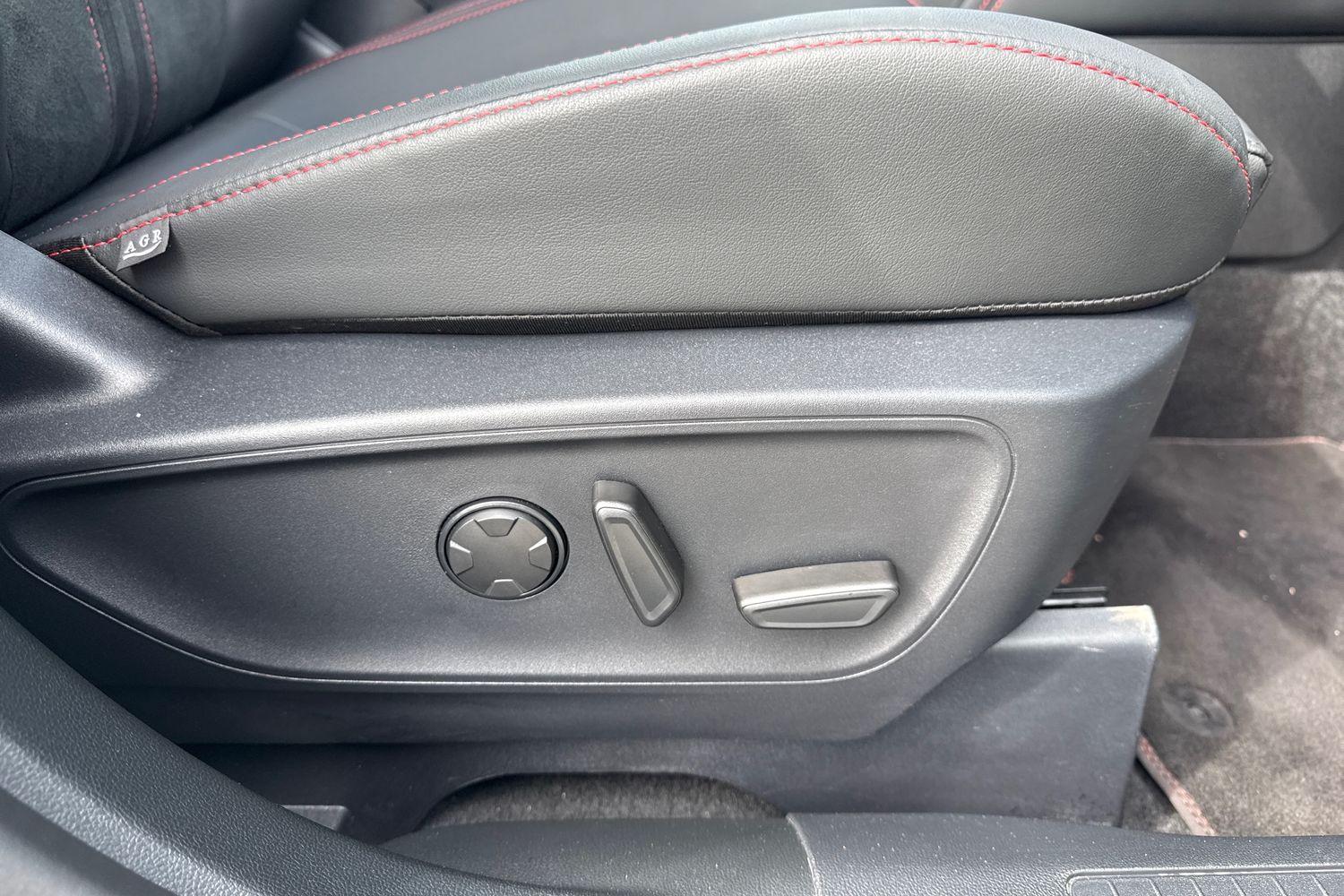 Ford KUGA Photo 35