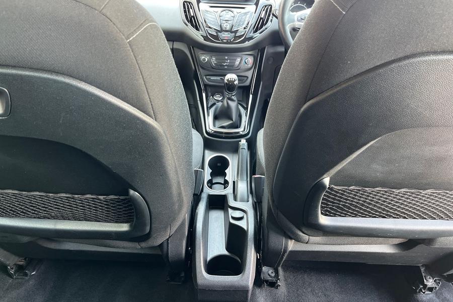 Ford B-MAX Photo autoimg-215c36d251a86b6b971efcf9f0cdb2d1d923807d.jpg