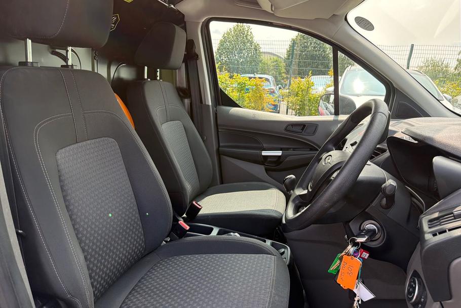 Used Ford TRANSIT CONNECT FY21SLV 37