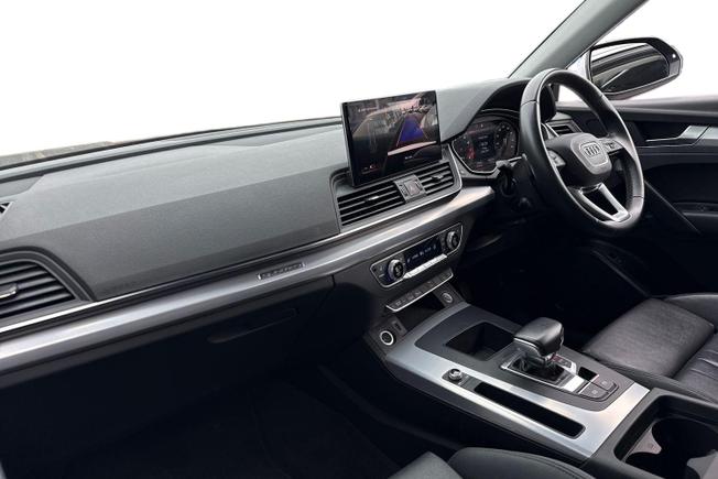 AUDI Q5 Photo 2