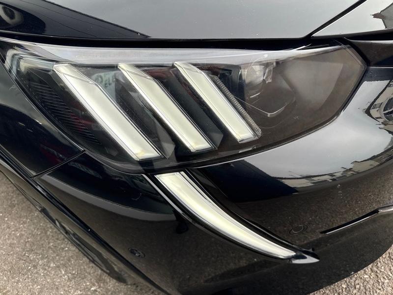 Used Peugeot 208 NU22EOR 28