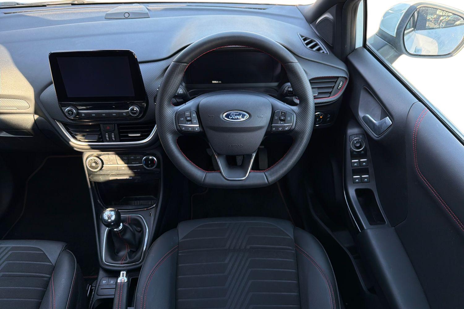 Ford PUMA Photo 10