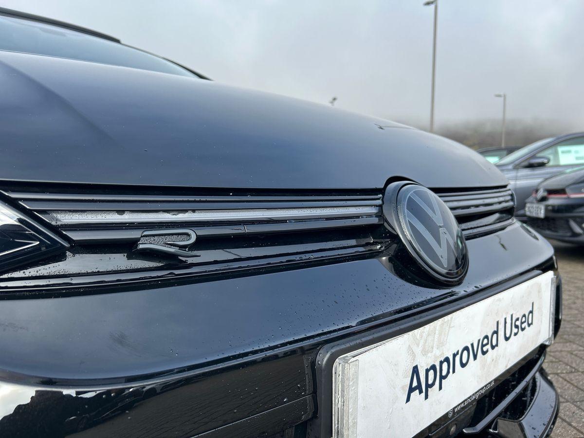 Volkswagen Golf Photo autoimg-2167217f5720a6e609eb90dd9da89da03f776a62.jpg
