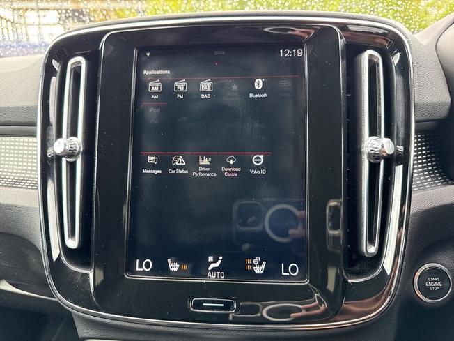 VOLVO XC40 Photo 38