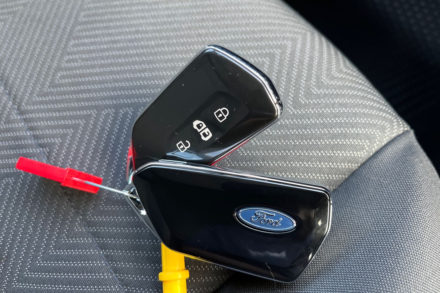 Ford TRANSIT CONNECT Photo 18