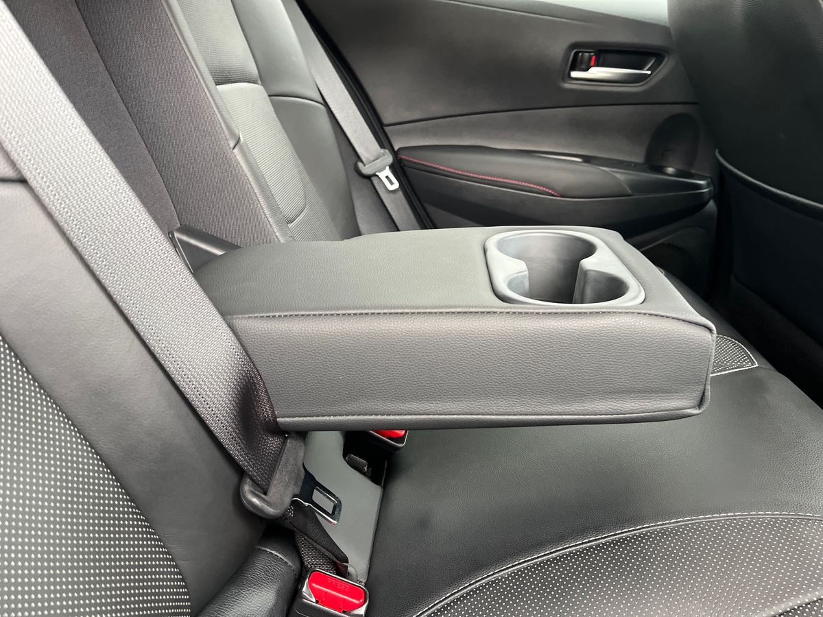 Toyota Corolla Photo 29
