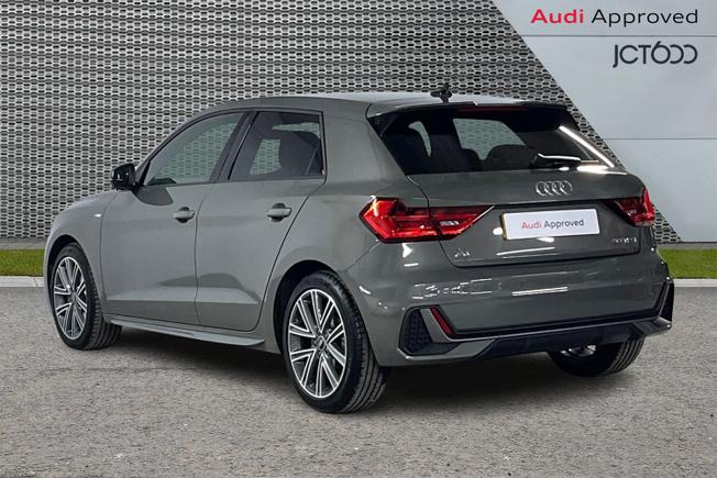 AUDI A1 Photo 3