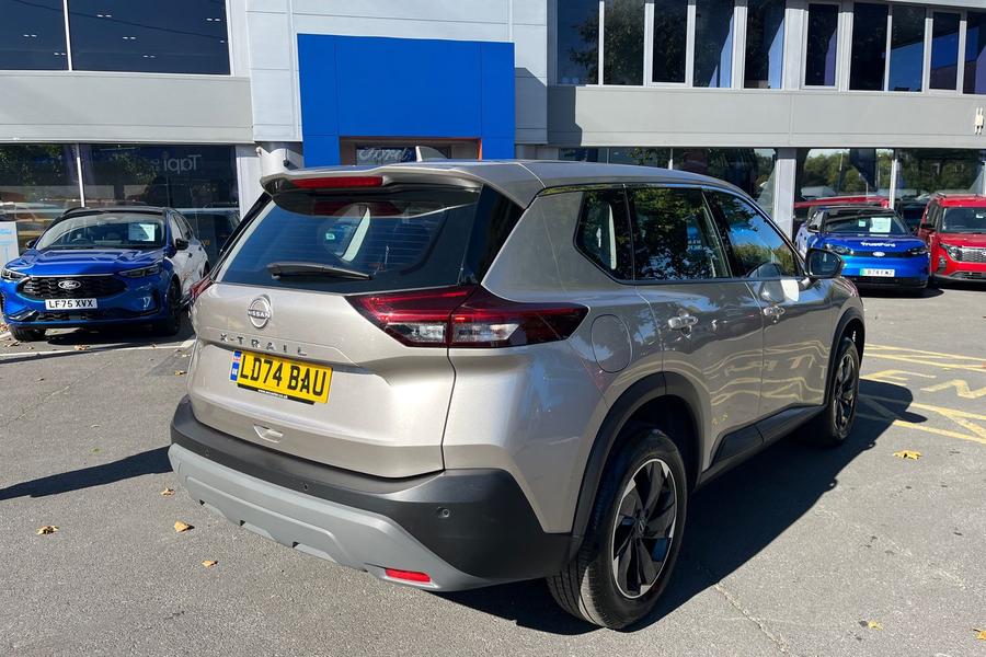 Nissan X-TRAIL Photo autoimg-2182d04664001bb2bfe21a3978cc91abaf7f9a23.jpg