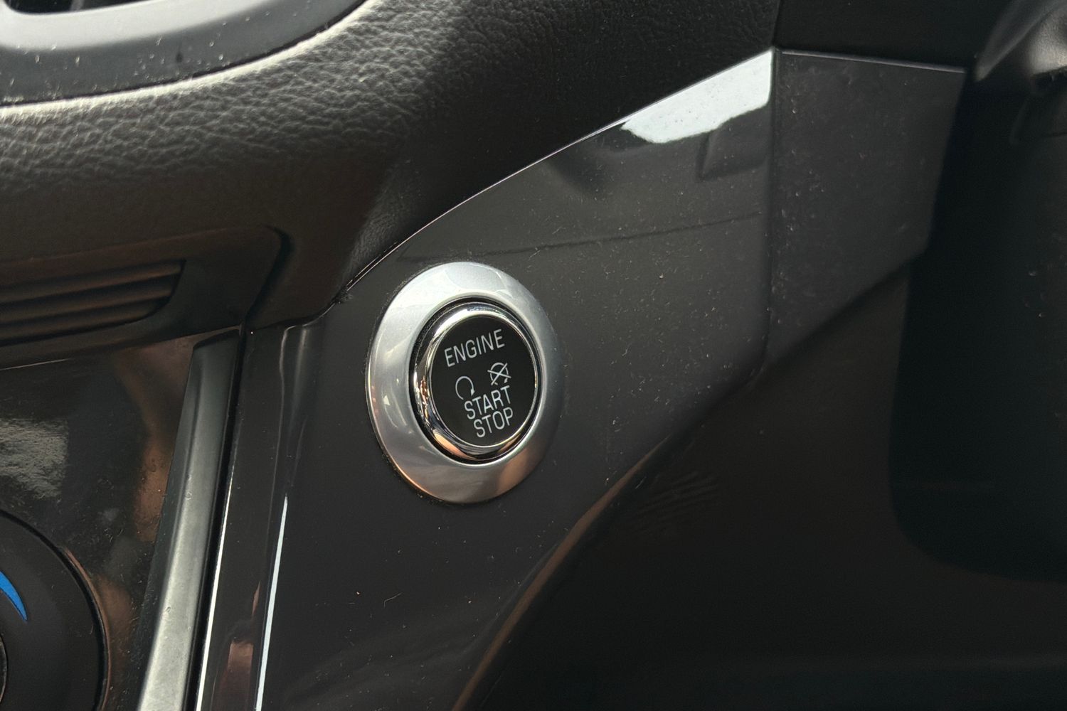 Ford KUGA Photo 33