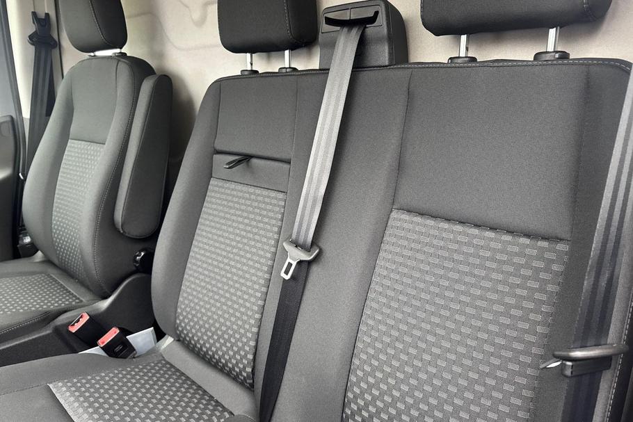 Used Ford E-TRANSIT BJ75HBA 11