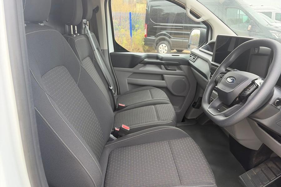 Ford TRANSIT CUSTOM Photo autoimg-218a9eddd7ebd05ecb47c4330f5436f09b1e2746.jpg