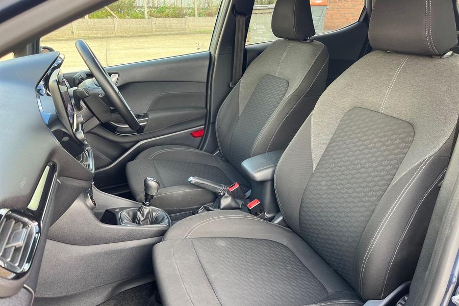 Ford Fiesta Photo autoimg-218b0938dbaa6976f2c3b7dd077d4532c06345ed.jpg