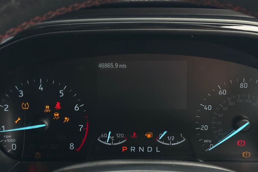 Ford FOCUS Photo autoimg-218bb5876896211e0bb8658a9ed05b1ca7dbddfe.jpg