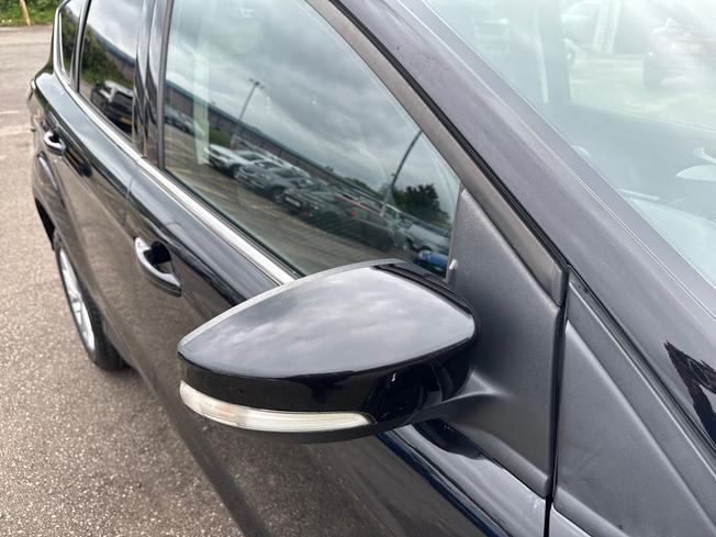 FORD Kuga Photo 20