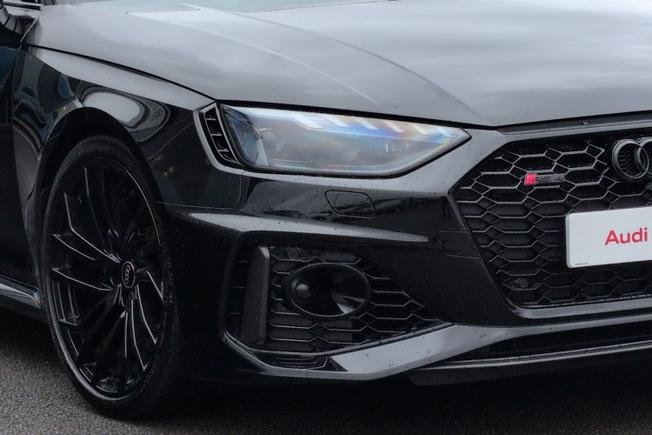 AUDI Rs4 Avant Photo 19