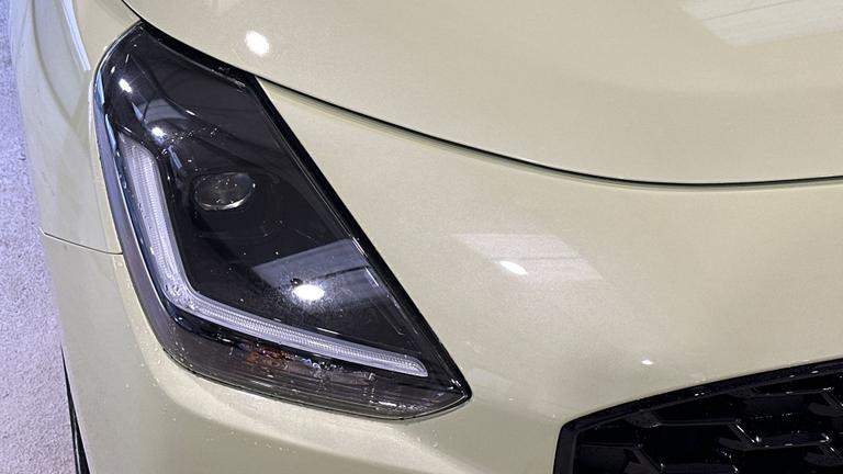 Used Suzuki Swift WF74DHE 18