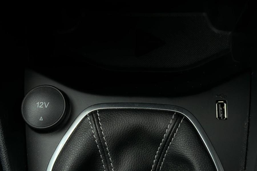Ford FIESTA Photo autoimg-2194a1dc60f454b285fcac9e00a47f620b3c1c58.jpg