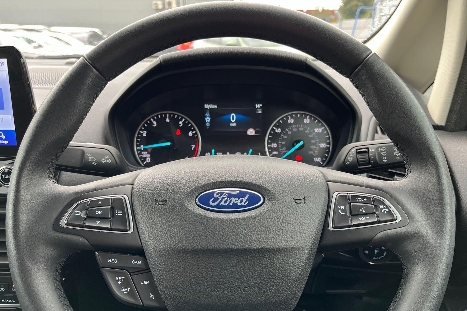 Ford ECOSPORT Photo 11