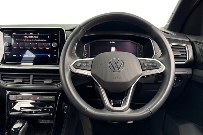 VOLKSWAGEN T-Cross Photo 11