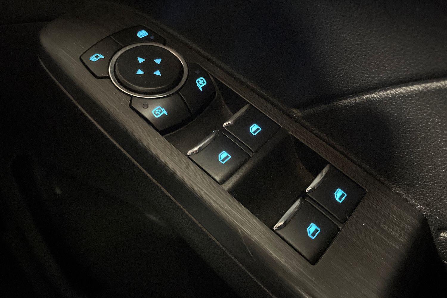 Ford KUGA Photo 15