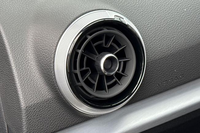 AUDI Q2 Photo 47