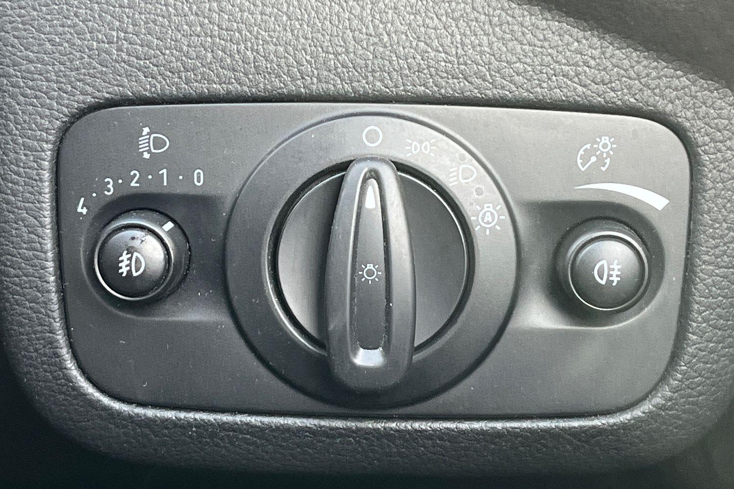 Ford Kuga Photo 37