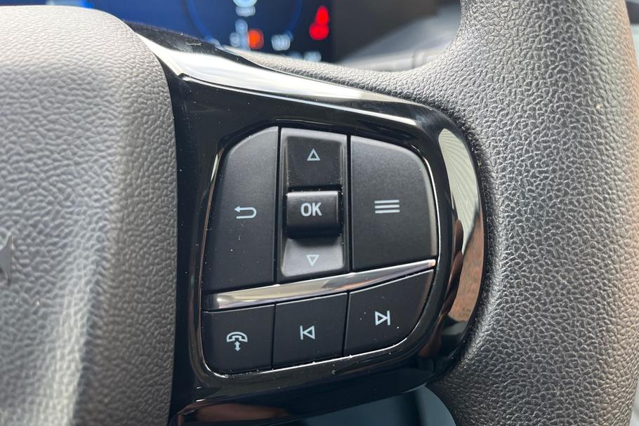 Used Ford TRANSIT CUSTOM WP75FXZ 9