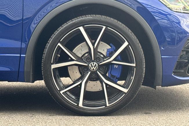 VOLKSWAGEN Tiguan Photo 5