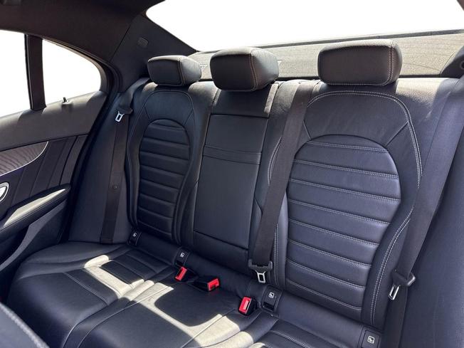 MERCEDES-BENZ C Class Photo 9