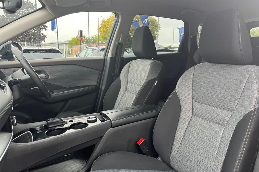 Nissan X-Trail Photo autoimg-21acb3447c9a71c2125f7b53a911f7c8495c940c.jpg