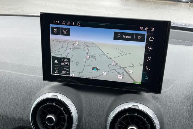AUDI Q2 Photo 14