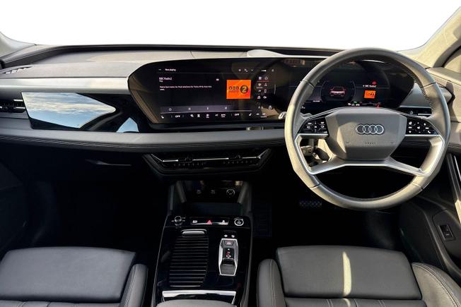 AUDI Q6 e-tron Photo 11