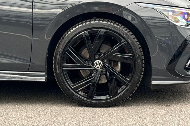 VOLKSWAGEN Golf Photo 5