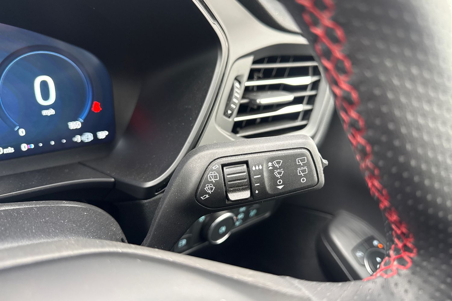Ford KUGA Photo 14