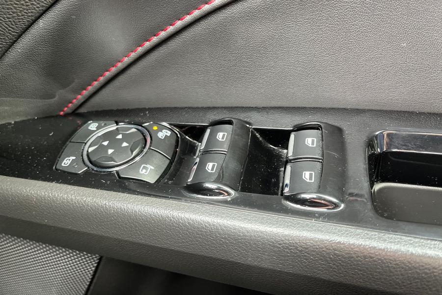 Ford Mondeo Photo autoimg-21b572536a950e06b9e5cf05442df43cb58b8e1c.jpg