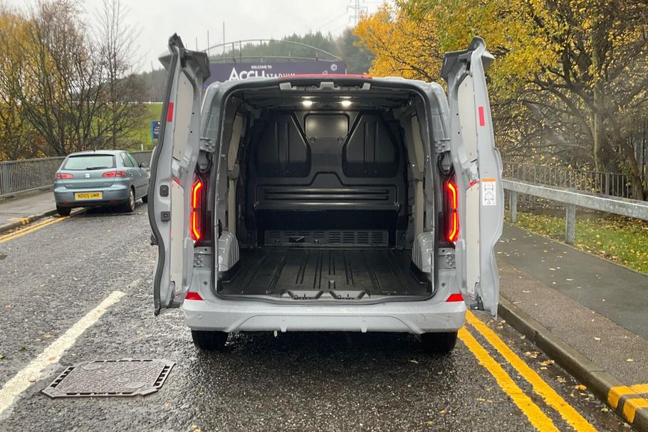 Used Ford TRANSIT CUSTOM 6