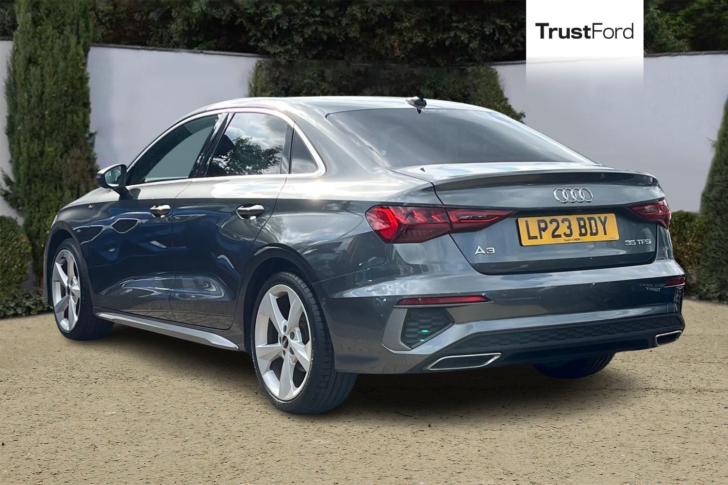 Audi A3 Photo 1