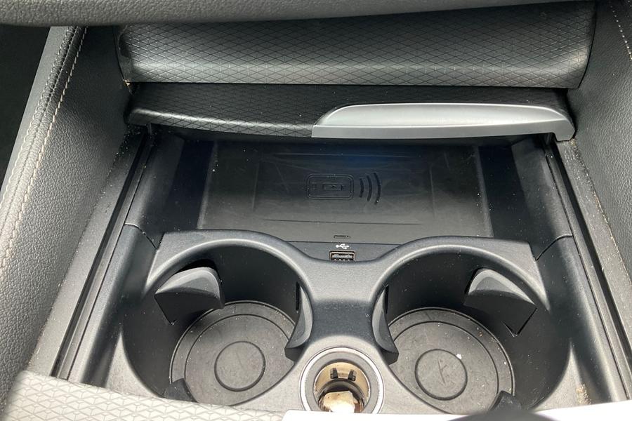 BMW 5 SERIES Photo autoimg-21ba00b77828e8842ecaecfef1bc0af2d290bf69.jpg
