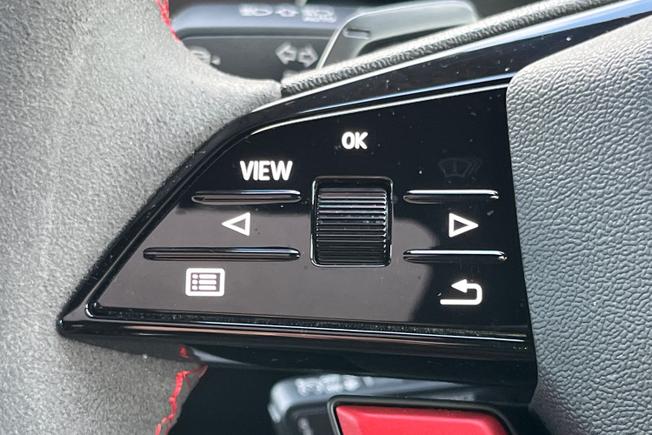 AUDI RS3 Photo 16