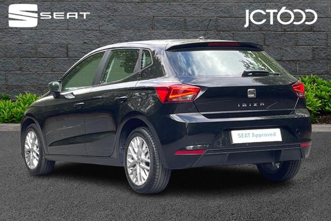 SEAT Ibiza Photo 3