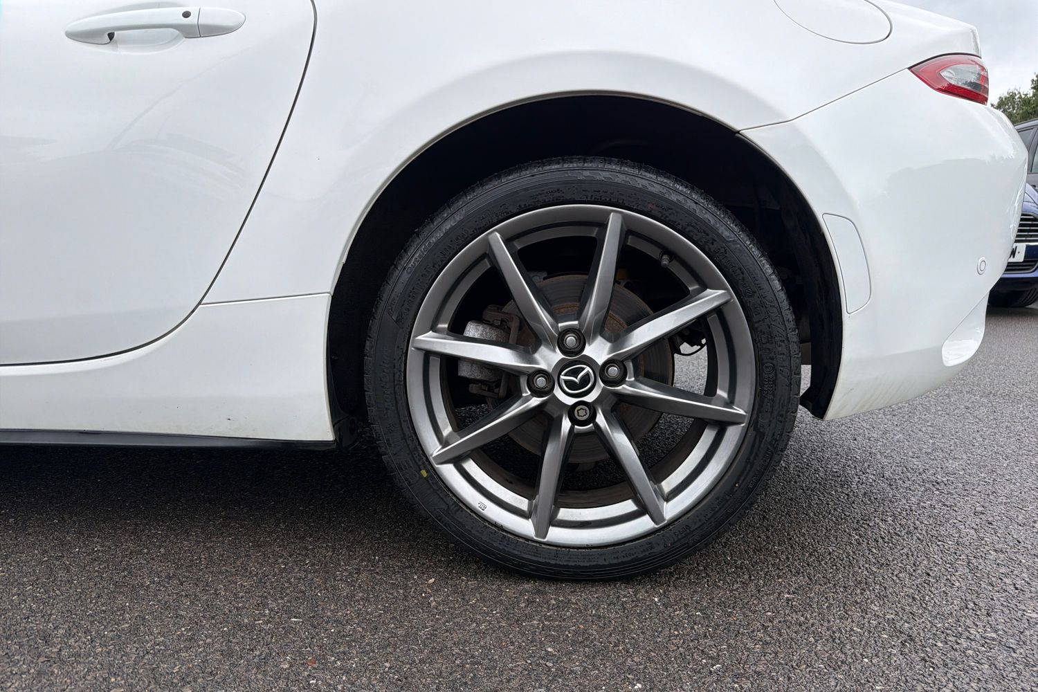Mazda MX-5 Photo 7