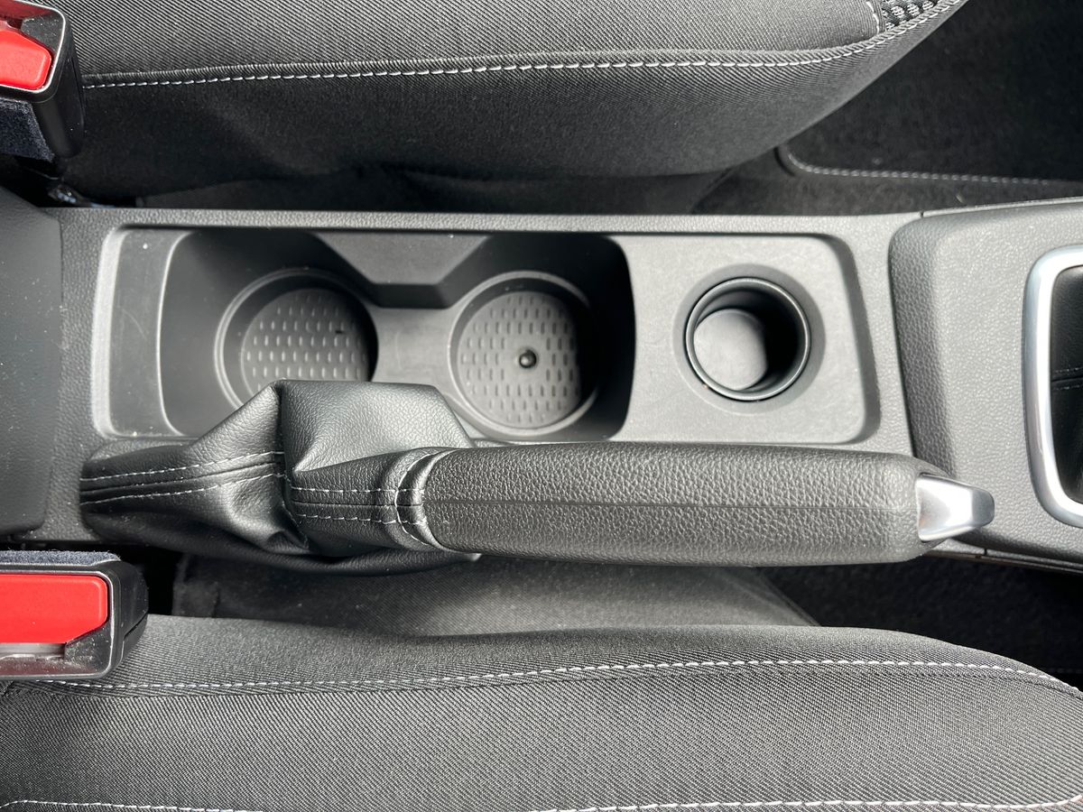 Dacia Duster Photo 32