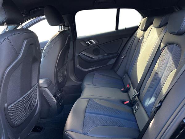 BMW 1 Series Photo autoimg-21c182b31d2f4d3bc1126e056470be9a7a3b7ce0.jpg