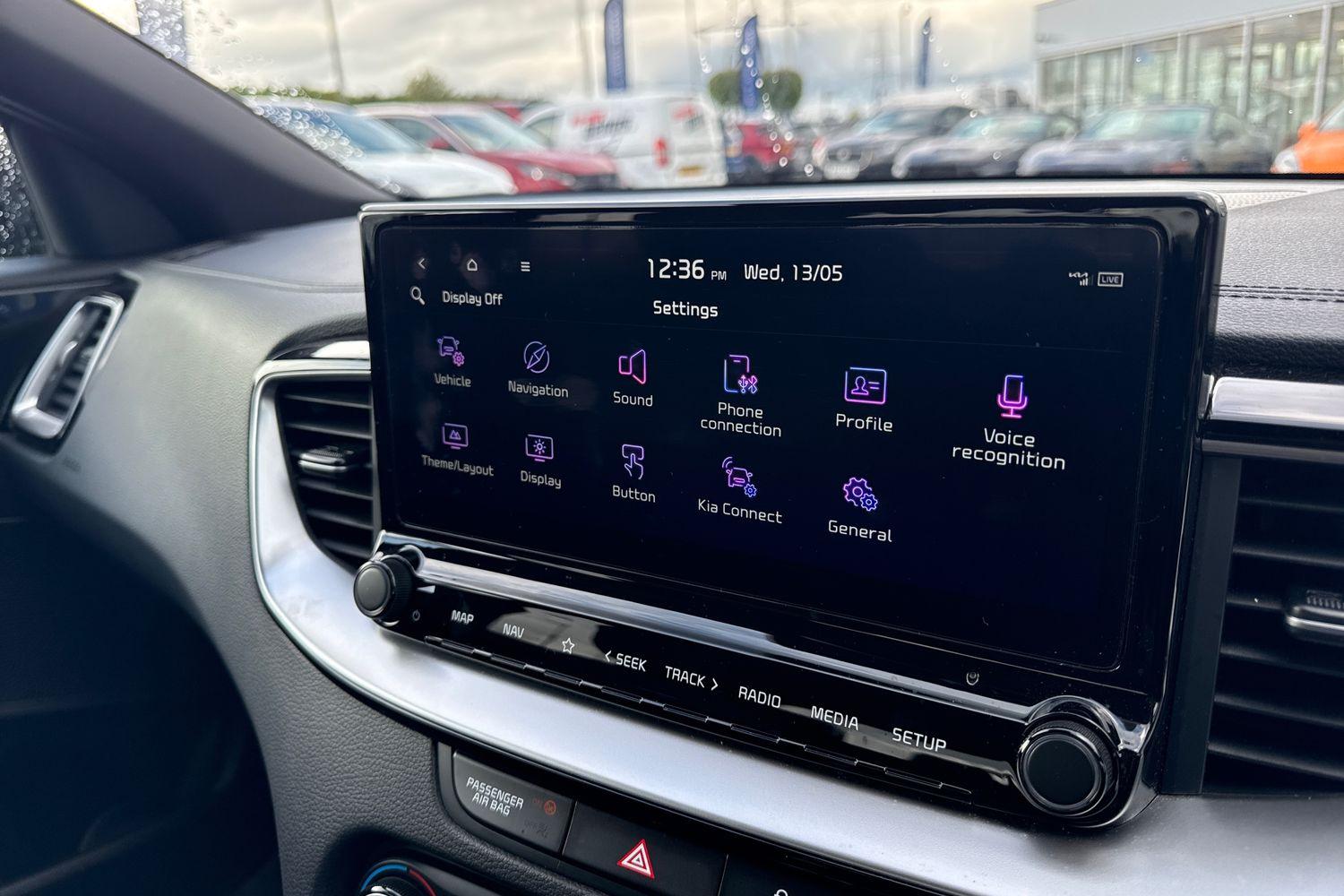 Kia XCEED Photo 25