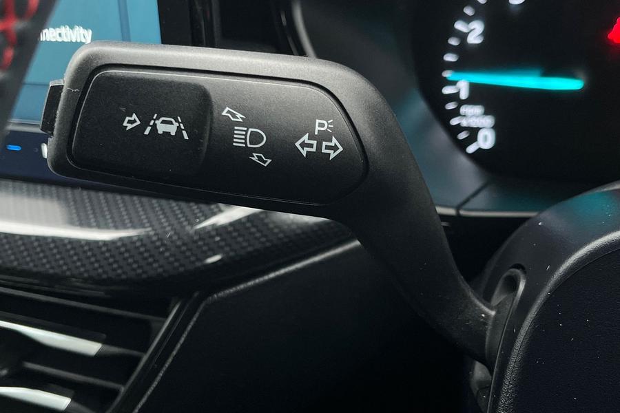 Ford FOCUS Photo autoimg-21c83b553d4804fd3554bd48216bb15c0c8ae97e.jpg