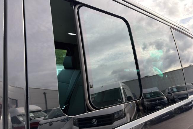 VOLKSWAGEN TRANSPORTER Photo 47