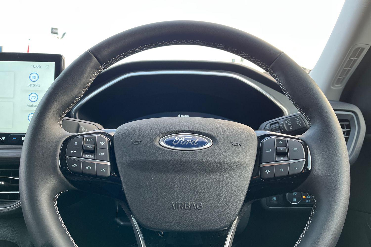 Ford KUGA Photo 11